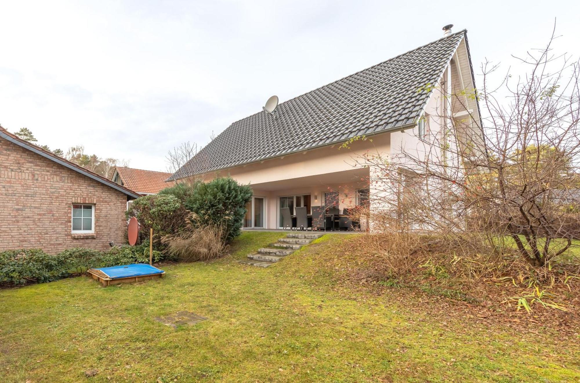 Ferienhaus Daniela Mit Terrasse Und Garten Silz  Ngoại thất bức ảnh